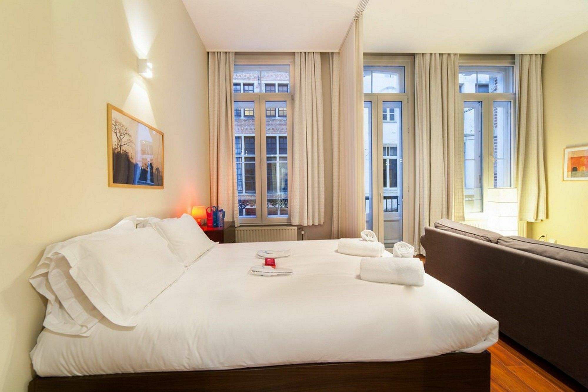 Sweet Inn Apartments - Grand Place Bruselas Exterior foto